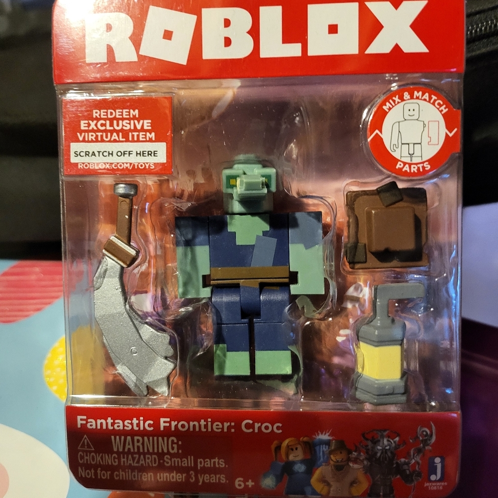 Roblox figure Fantastic Frontier Croc NIB